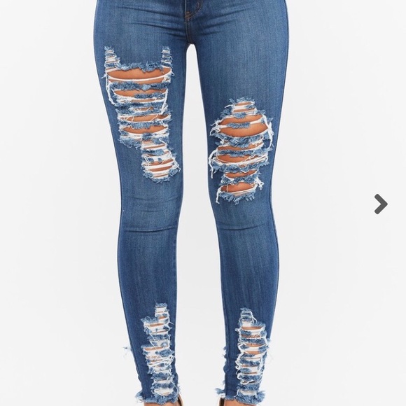 Honey Bun Caitlin Distressed Skinny Jeans size 3 - Picture 2 of 4